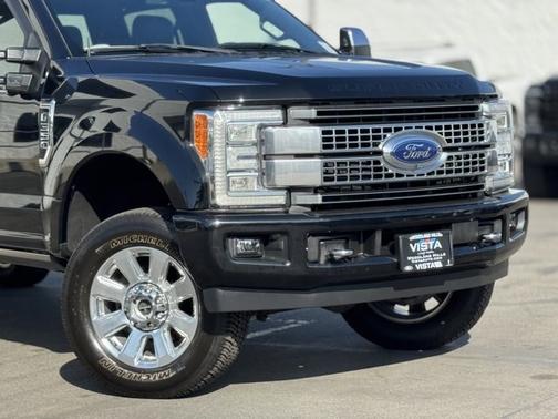 2018 Ford F-350 PLATINUM