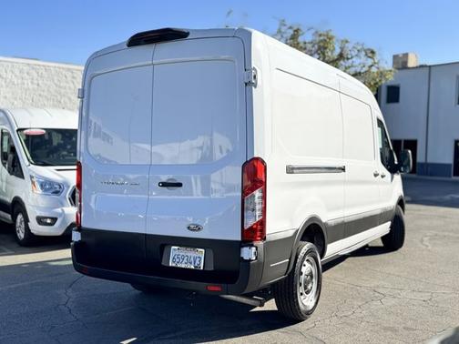 2023 Ford Transit-250