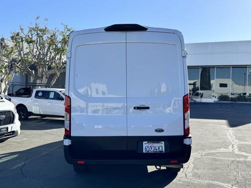 2023 Ford Transit-250