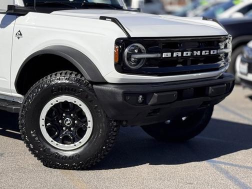 2022 Ford Bronco 