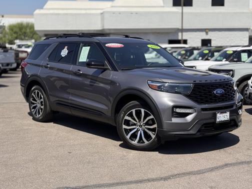 2022 Ford Explorer ST-LINE