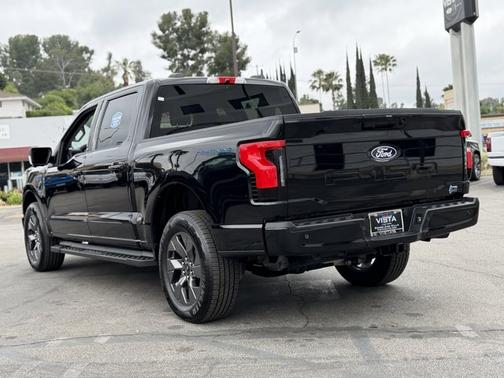 AGATE BLACK METALLIC 2024 Ford F-150 Lightning FLASH