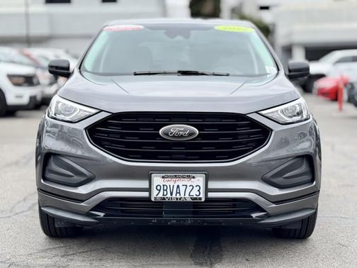 2022 Ford Edge SE