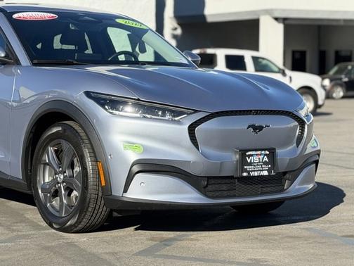 2022 Ford Mustang Mach-E SELECT