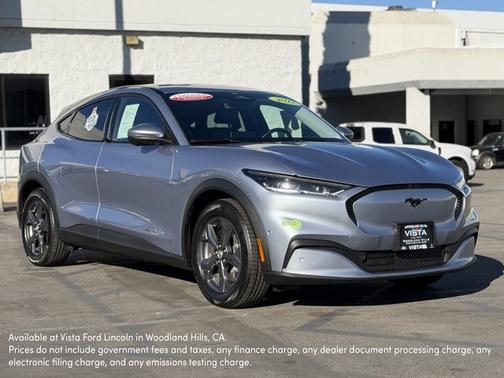 2022 Ford Mustang Mach-E SELECT