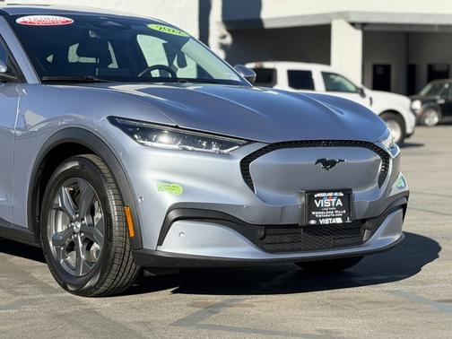 2022 Ford Mustang Mach-E SELECT
