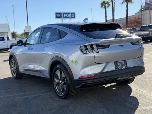 2022 Ford Mustang Mach-E SELECT