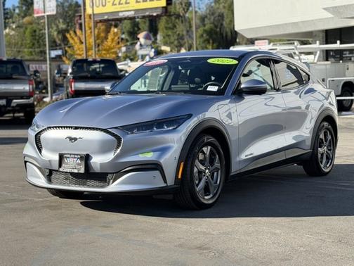 2022 Ford Mustang Mach-E SELECT