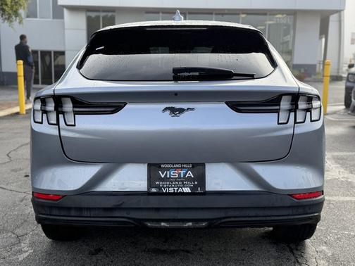 2022 Ford Mustang Mach-E SELECT