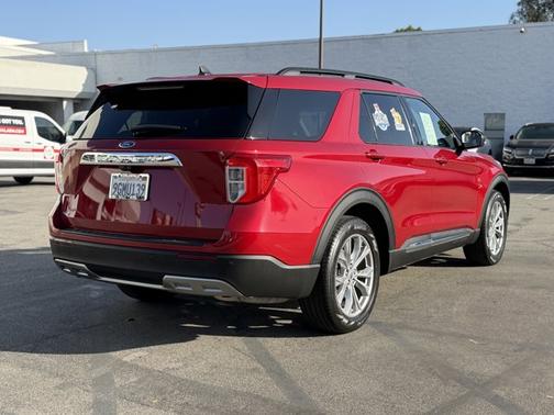 RAPID RED MET TINTED CC 2023 Ford Explorer XLT