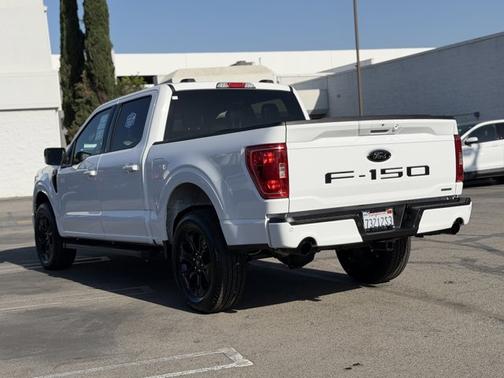 OXFORD WHITE 2022 Ford F-150 XLT