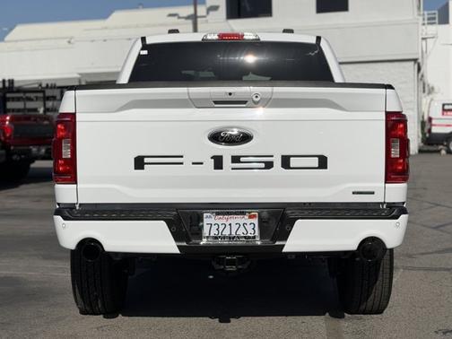 OXFORD WHITE 2022 Ford F-150 XLT