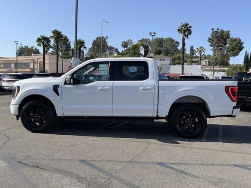 OXFORD WHITE 2022 Ford F-150 XLT