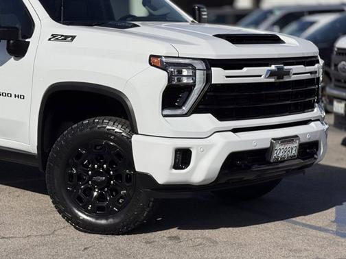 2024 Chevrolet Silverado 2500 LTZ