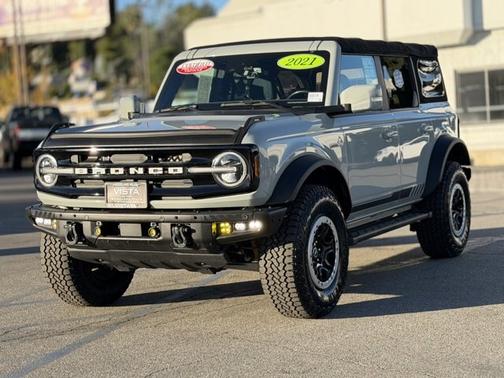 2021 Ford Bronco OUTER BANKS