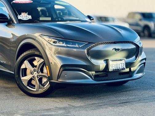 2023 Ford Mustang Mach-E SELECT