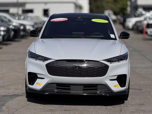 2022 Ford Mustang Mach-E GT