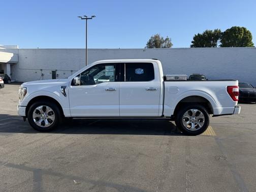 STAR WHITE METALLIC TRICOAT 2022 Ford F-150 PLATINUM