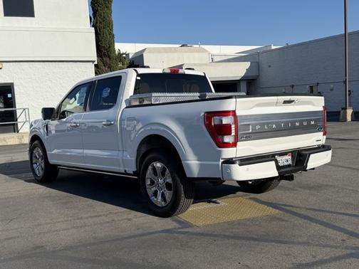 STAR WHITE METALLIC TRICOAT 2022 Ford F-150 PLATINUM
