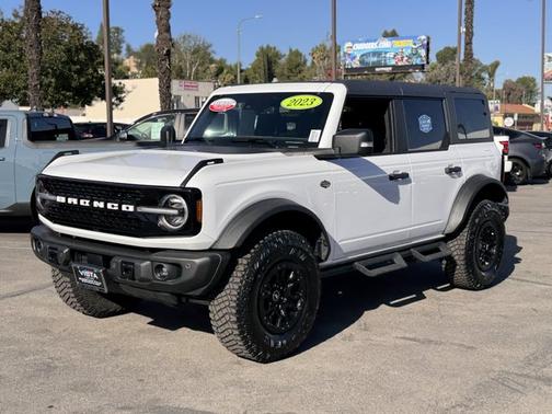 2023 Ford Bronco WILDTRAK