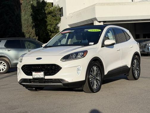 2020 Ford Escape TITANIUM