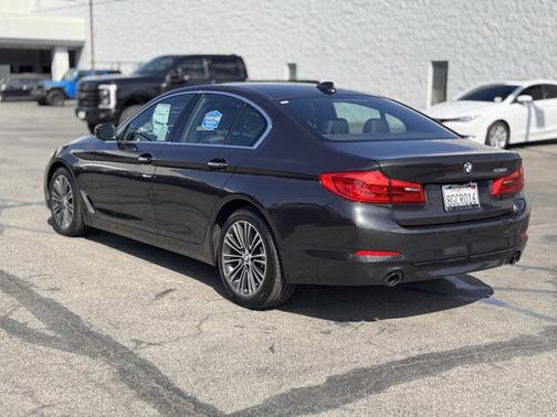 2018 BMW 530 530I