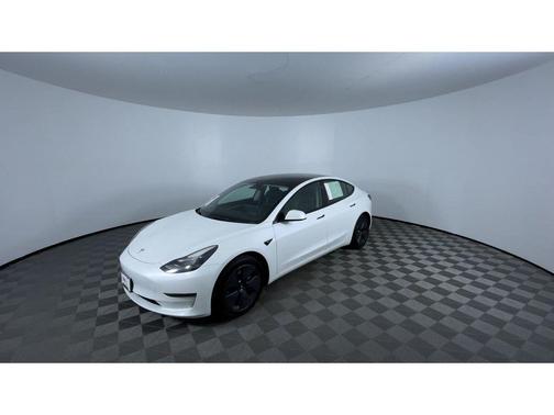 2023 Tesla Model 3 Standard Range
