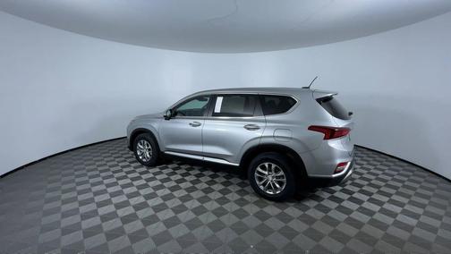 Shimmering Silver Pearl 2020 Hyundai SANTA FE SE 2.4