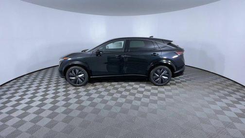2025 Nissan ARIYA EVOLVE+