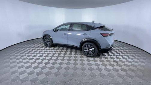 2025 Nissan ARIYA EVOLVE+
