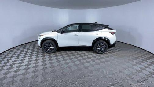2025 Nissan ARIYA ENGAGE
