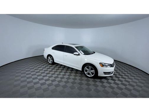 2014 Volkswagen Passat 2.5L SE