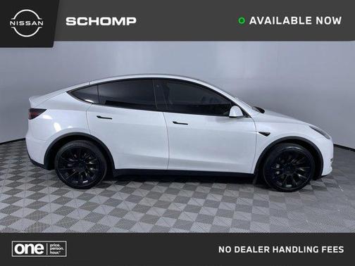 2022 Tesla Model Y Long Range Dual Motor All-Wheel Drive