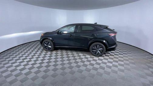 2025 Nissan ARIYA EVOLVE+