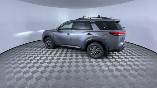 2025 Nissan Pathfinder SV 4WD