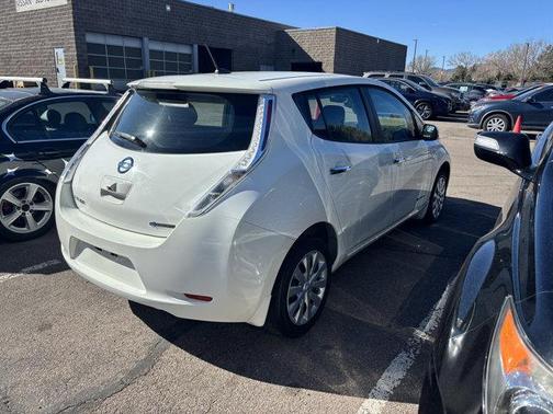 2015 Nissan Leaf S