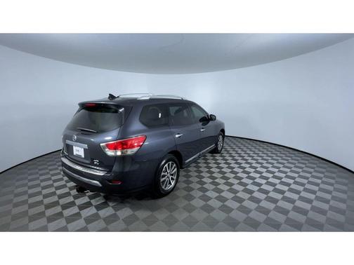 2014 Nissan Pathfinder SL