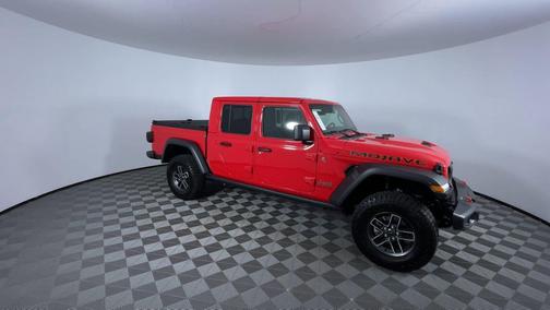 Firecracker Red Clearcoat 2025 Jeep Gladiator Mojave 4x4