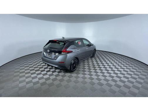 2025 Nissan Leaf SV PLUS