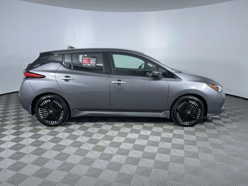 2025 Nissan Leaf SV PLUS