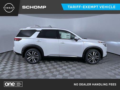 2025 Nissan Pathfinder Platinum 4WD