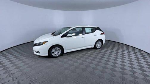 2025 Nissan Leaf S