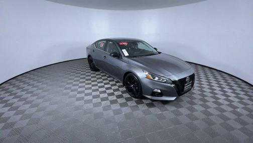 2022 Nissan Altima SR Intelligent AWD