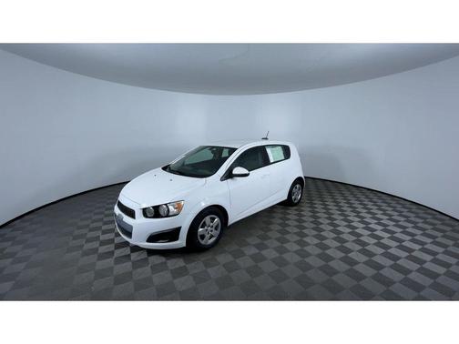 2016 Chevrolet Sonic LS