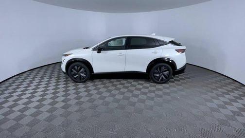2025 Nissan ARIYA EVOLVE+