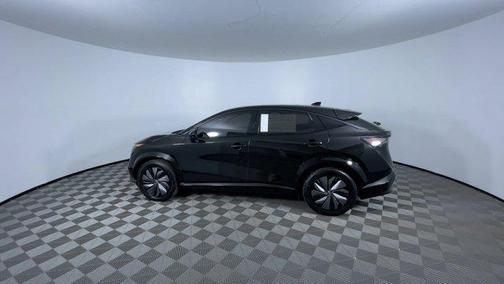 Black 2024 Nissan ARIYA EVOLVE+