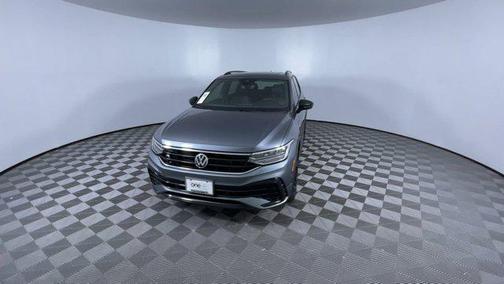 2023 Volkswagen Tiguan 2.0T SE R-Line Black 4MOTION
