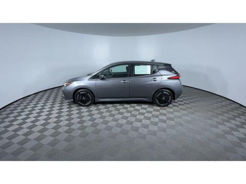 2024 Nissan Leaf SV PLUS