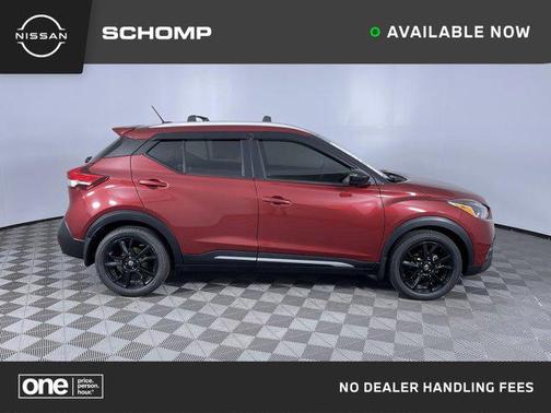 2020 Nissan Kicks SR