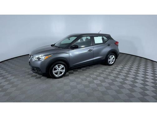 2020 Nissan Kicks S